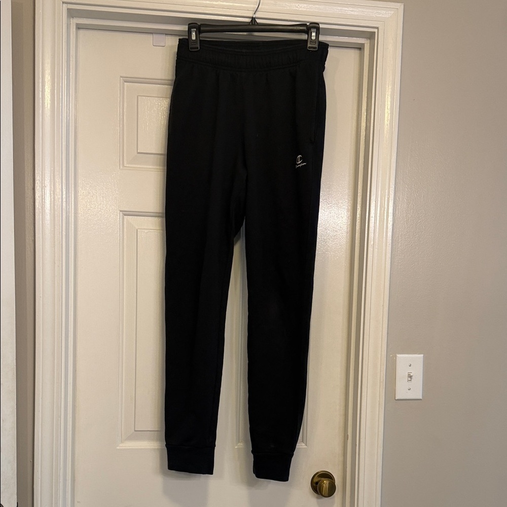 Champion Black Classic Fleece Jogger Sweatpants | Tapered Leg | Size Small